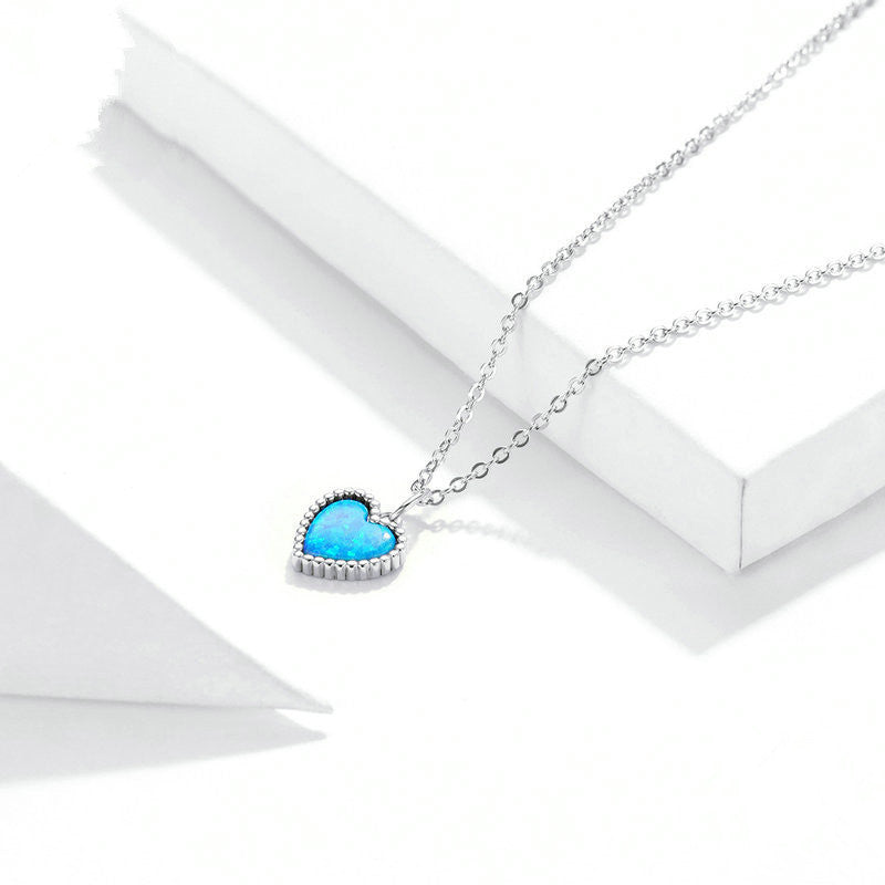 Collar Corazón Azul Profundo