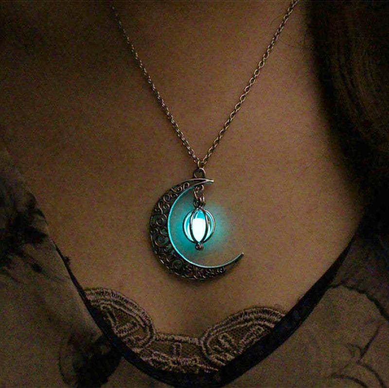 Collar de piedra lunar encantada